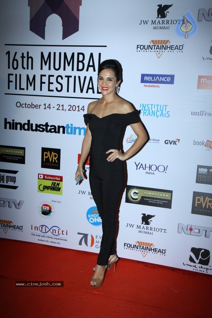 16th Mumbai Film Festival Opening Ceremony - 153 / 168 photos