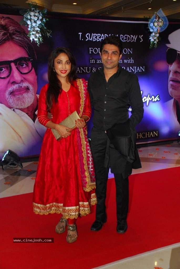 2nd Yash Chopra Memorial Award Presentation  - 39 / 92 photos