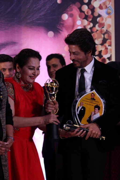 4th National Yash Chopra Awards - 58 / 62 photos