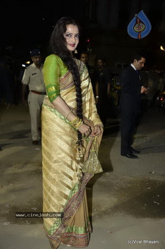 56th Idea Filmfare Awards 2010 - 25 / 266 photos