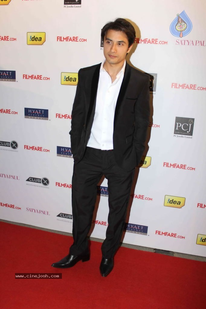 57th Idea Filmfare Awards 2011 Nominations Bash - 63 / 102 photos