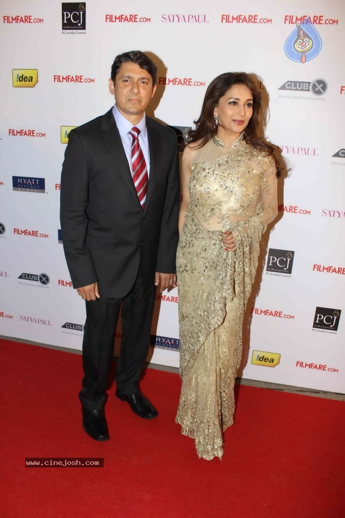 57th Idea Filmfare Awards 2011 Nominations Bash - 70 / 102 photos