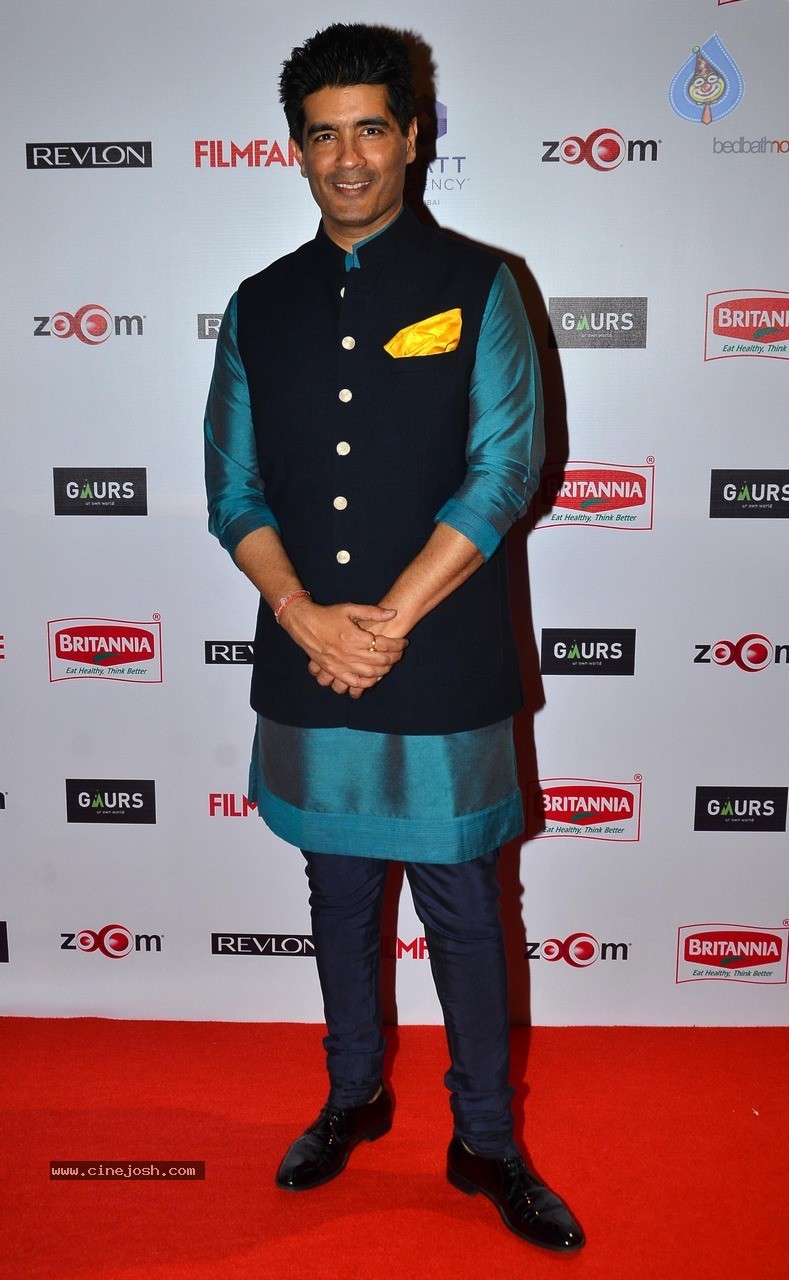 60th Britannia Filmfare Awards Pre Awards Party 02 - 20 / 60 photos