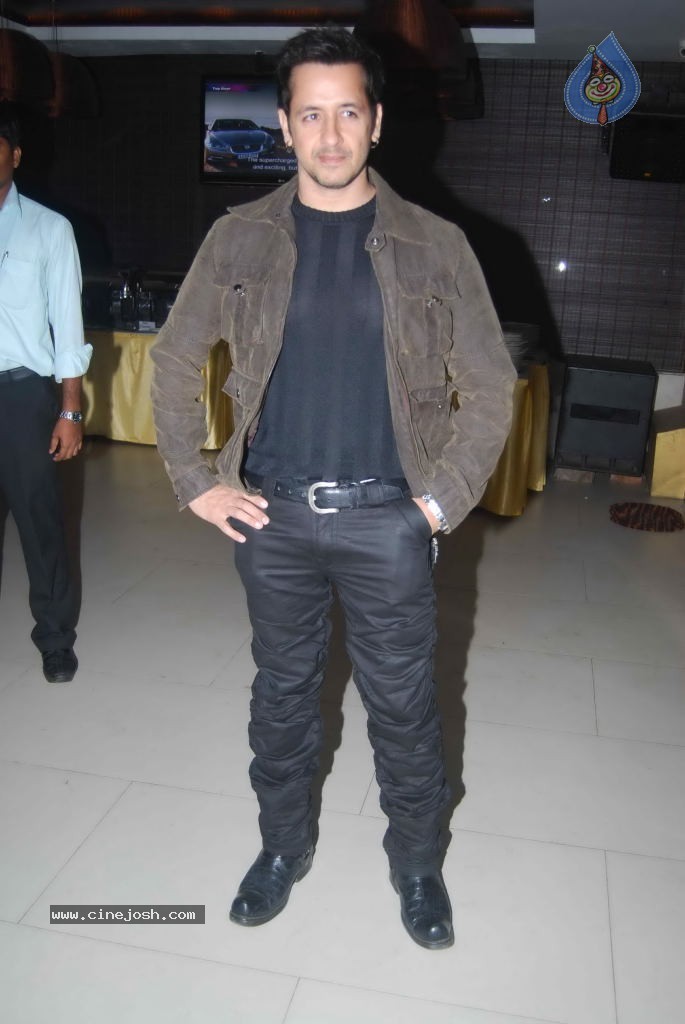 7 Flags Restaurant Launch - 46 / 49 photos