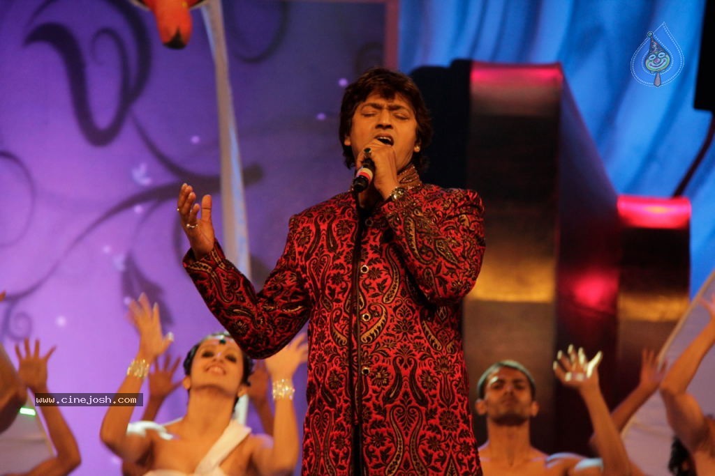 Aadesh Shrivastava Global Sounds of Peace Concert - 64 / 67 photos