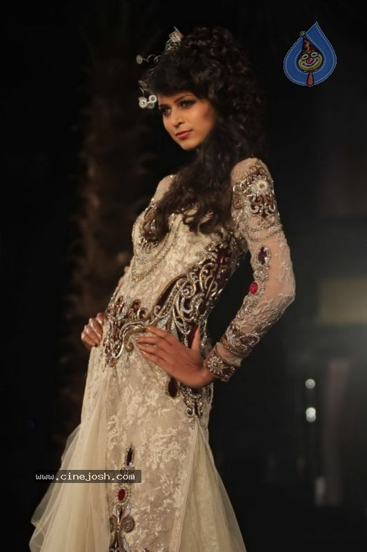 Aamby Valley India Bridal Week Day 1 All Shows  - 4 / 90 photos