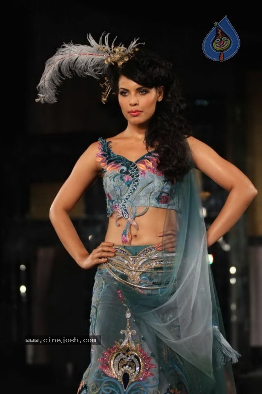 Aamby Valley India Bridal Week Day 1 All Shows  - 20 / 90 photos