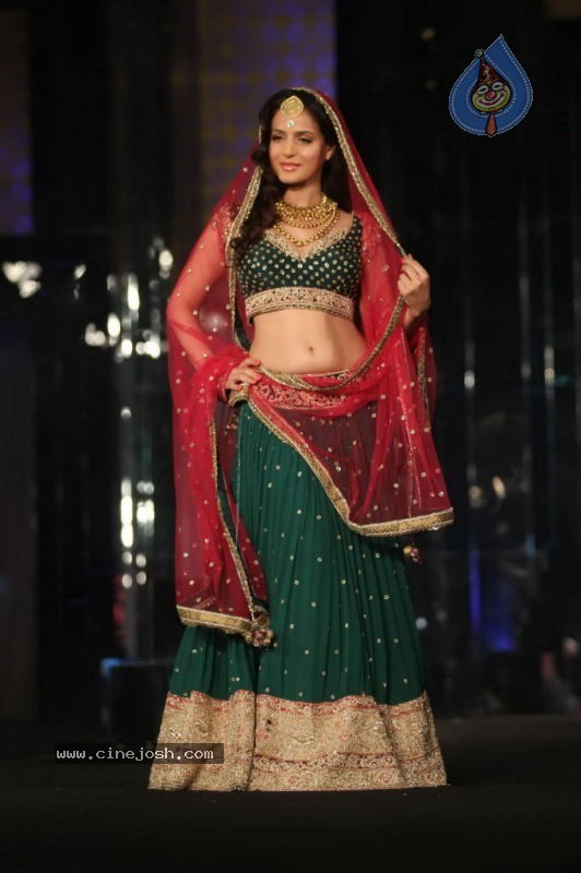 Aamby Valley India Bridal Week Day 1 All Shows  - 22 / 90 photos