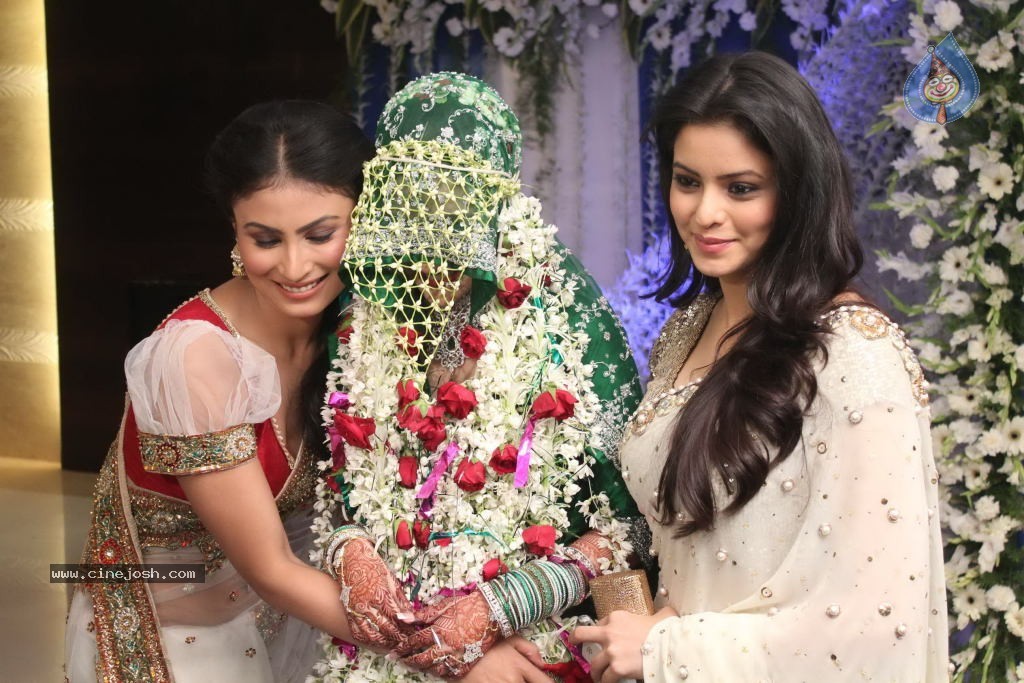 Aamir Ali and Sanjeeda Sheikh Wedding - 8 / 35 photos