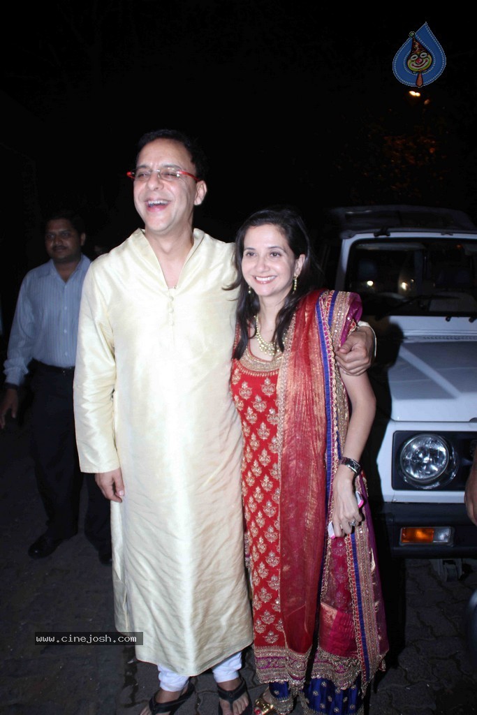 Aamir Khan Hosted Diwali 2014 Party - 20 / 57 photos