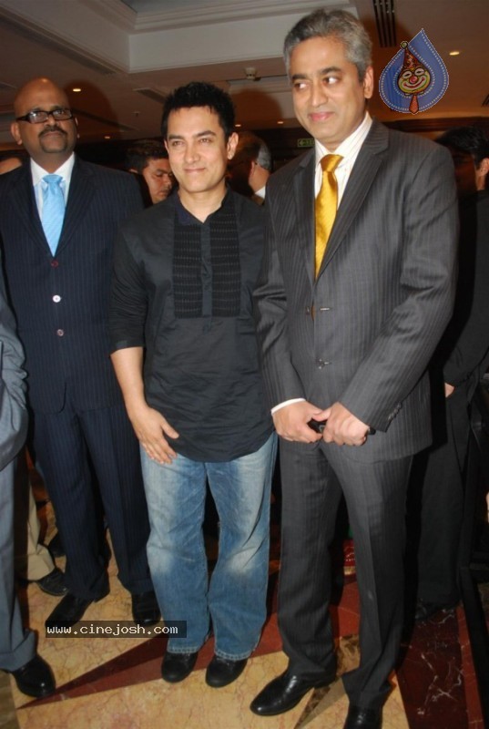 Aamir, Salman, Tabu At CID Gallentry Awards - 19 / 30 photos