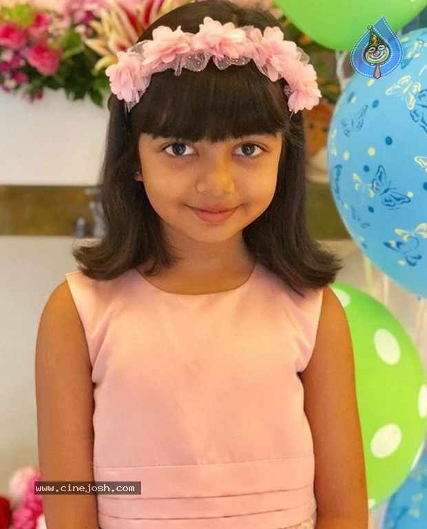 Aaradhya Bachchan Birthday Photos - 7 / 9 photos