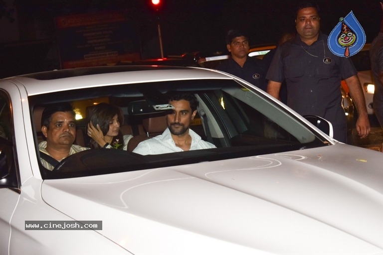 Aaradhya Bachchan's Birthday Party at Pratiksha - 5 / 32 photos