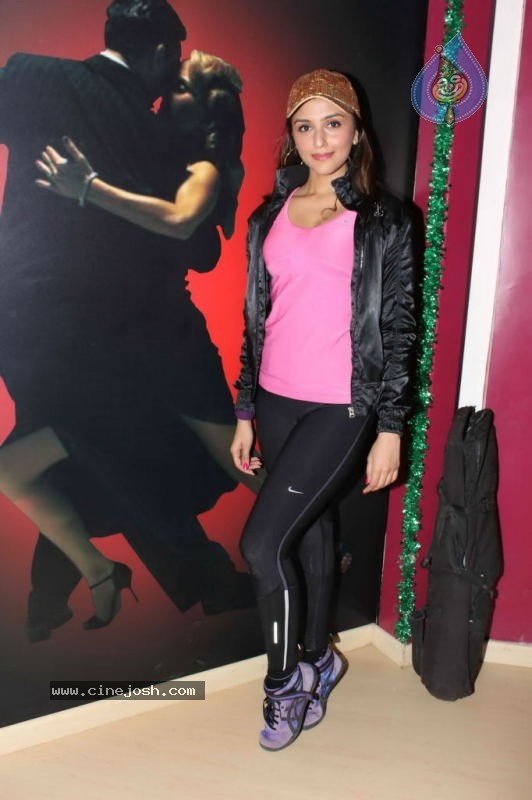 Aarti Chabria Rehersal for Country Club New Year Bash - 17 / 22 photos