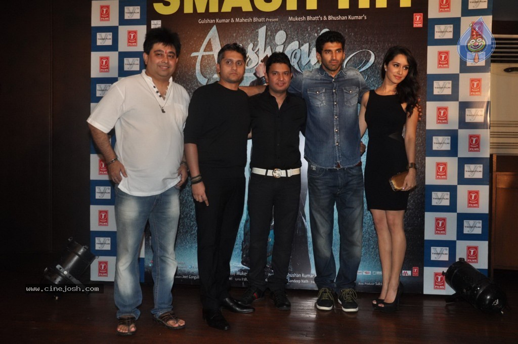 Aashiqui 2 Success Party - 7 / 43 photos