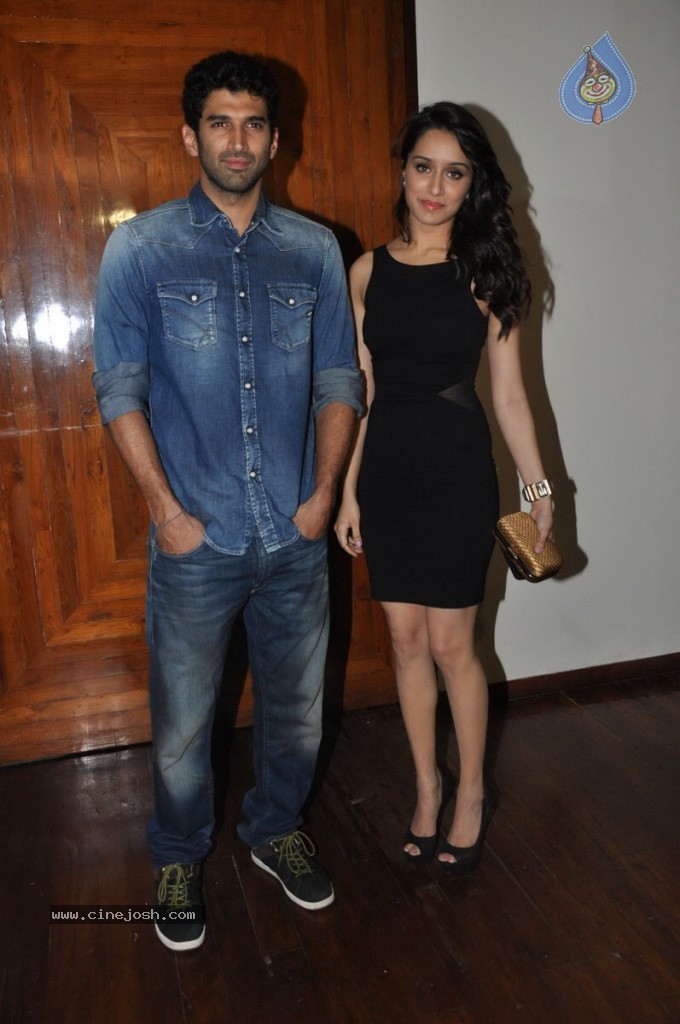 Aashiqui 2 Success Party - 21 / 43 photos