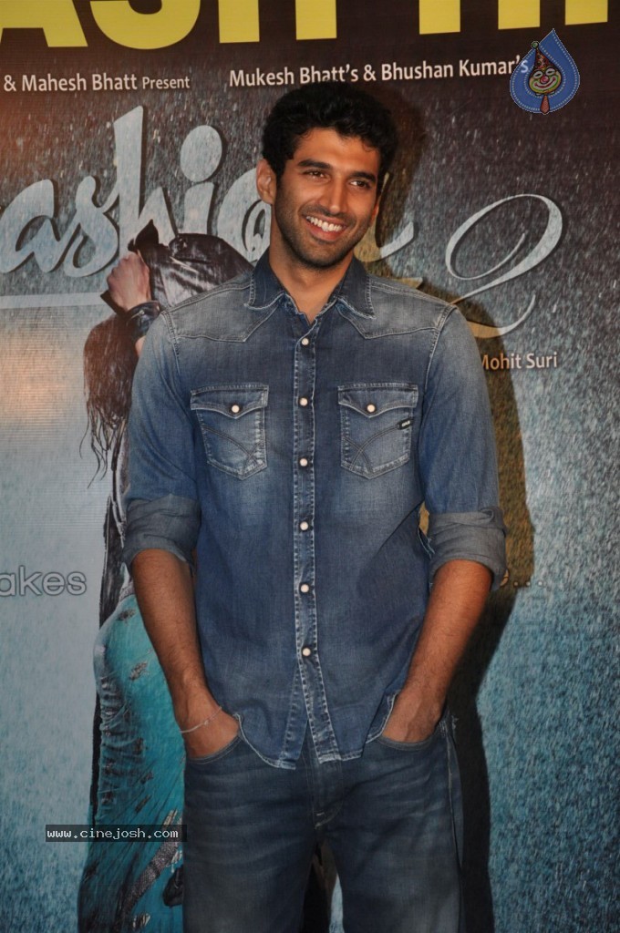 Aashiqui 2 Success Party - 43 / 43 photos