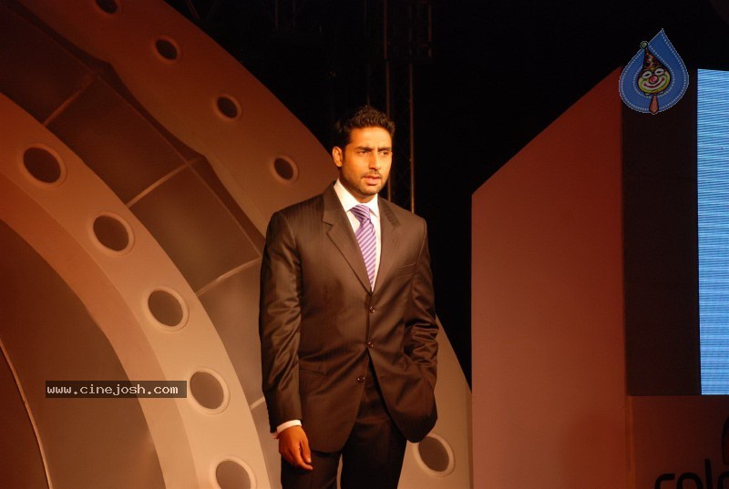 Abhishek Bachchan At Idea National Bingo Night - 13 / 20 photos