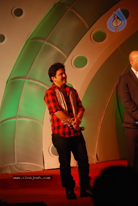 Abhishek Bachchan At Idea National Bingo Night - 16 / 20 photos
