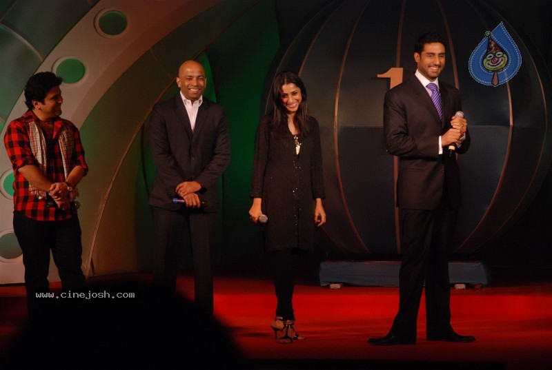 Abhishek Bachchan At Idea National Bingo Night - 17 / 20 photos