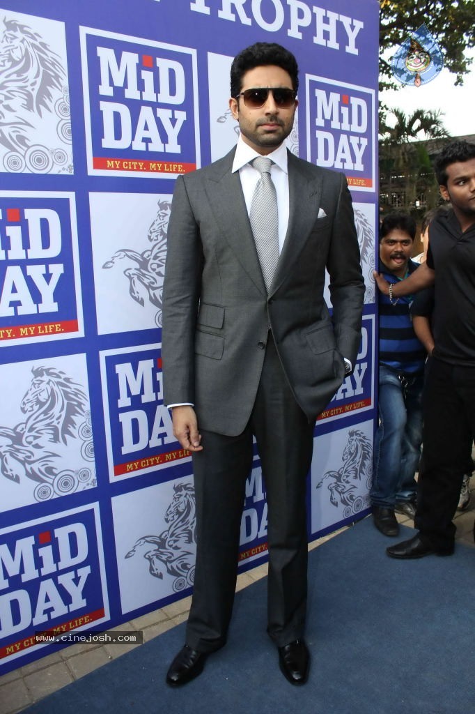 Abhishek Bachchan at Mid Day Trophy Race - 12 / 21 photos