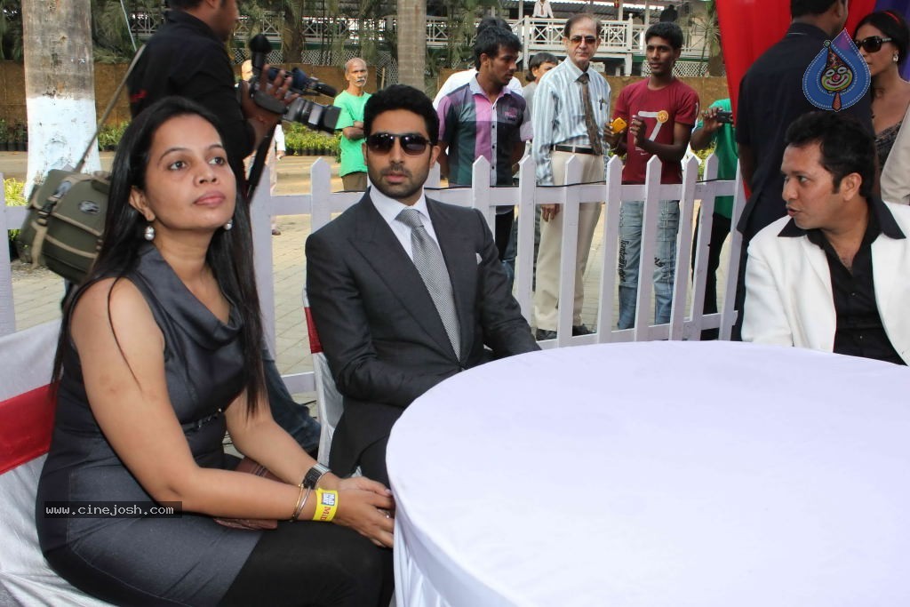 Abhishek Bachchan at Mid Day Trophy Race - 19 / 21 photos