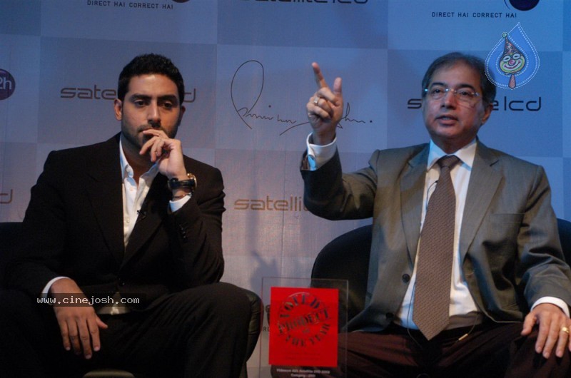Abhishek Bachchan at Videocon D2H event - 1 / 37 photos