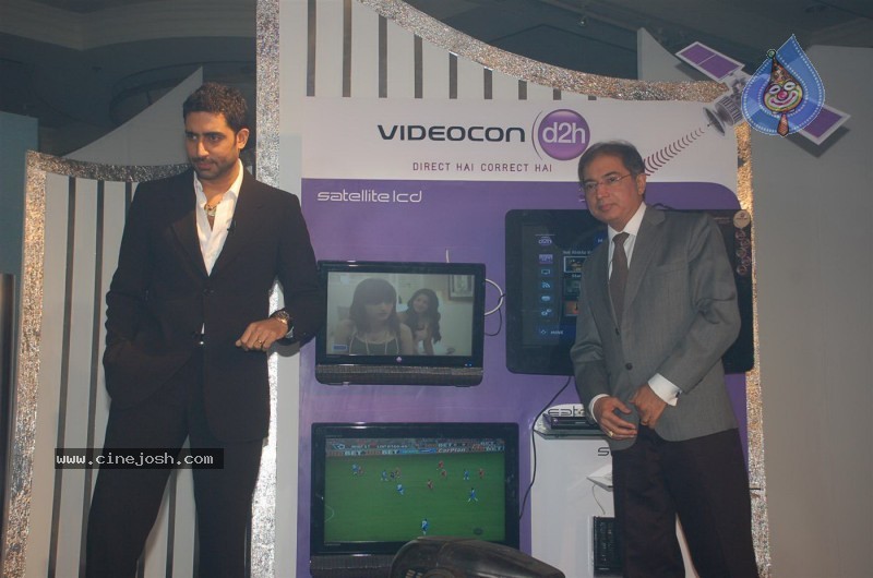 Abhishek Bachchan at Videocon D2H event - 5 / 37 photos