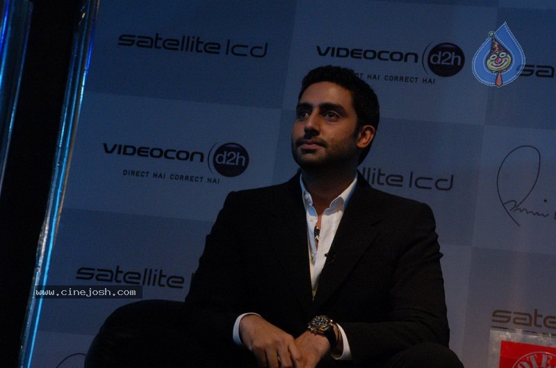 Abhishek Bachchan at Videocon D2H event - 17 / 37 photos