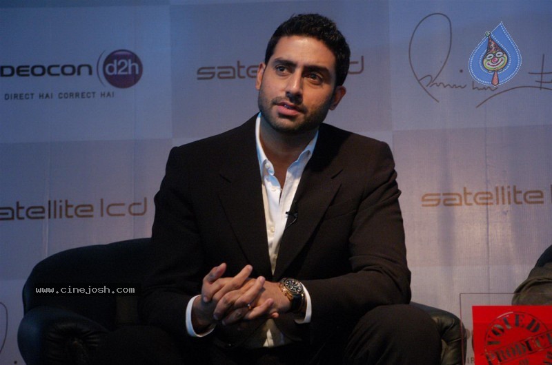 Abhishek Bachchan at Videocon D2H event - 24 / 37 photos