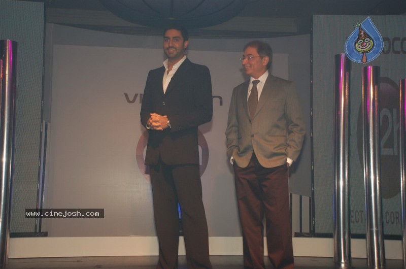Abhishek Bachchan at Videocon D2H event - 36 / 37 photos