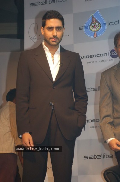 Abhishek Bachchan at Videocon D2H event - 37 / 37 photos