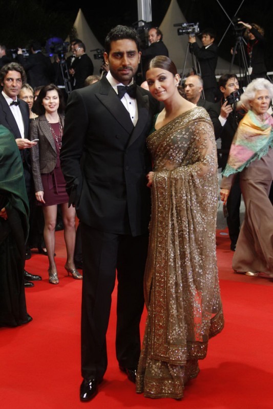 Abhishek n Aishwarya At Cannes Film Festval 2010 - 2 / 20 photos