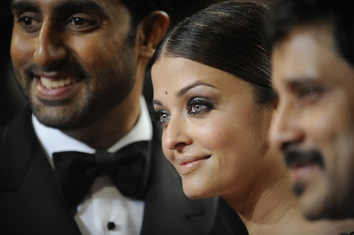 Abhishek n Aishwarya At Cannes Film Festval 2010 - 6 / 20 photos