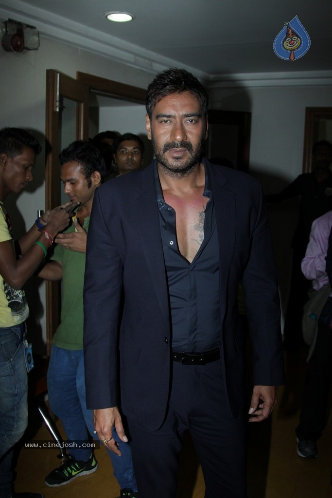 Action Jackson Team at KBC Sets - 57 / 59 photos