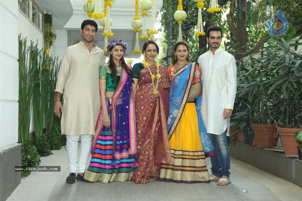 Ahana Deol Mehendi Function - 6 / 51 photos