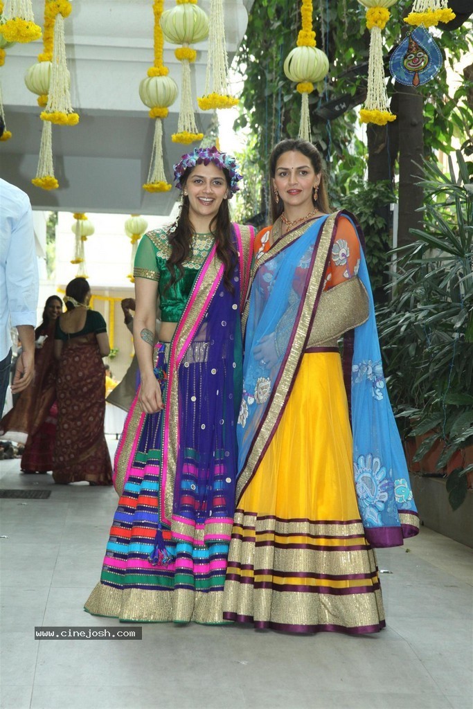Ahana Deol Mehendi Function - 7 / 51 photos