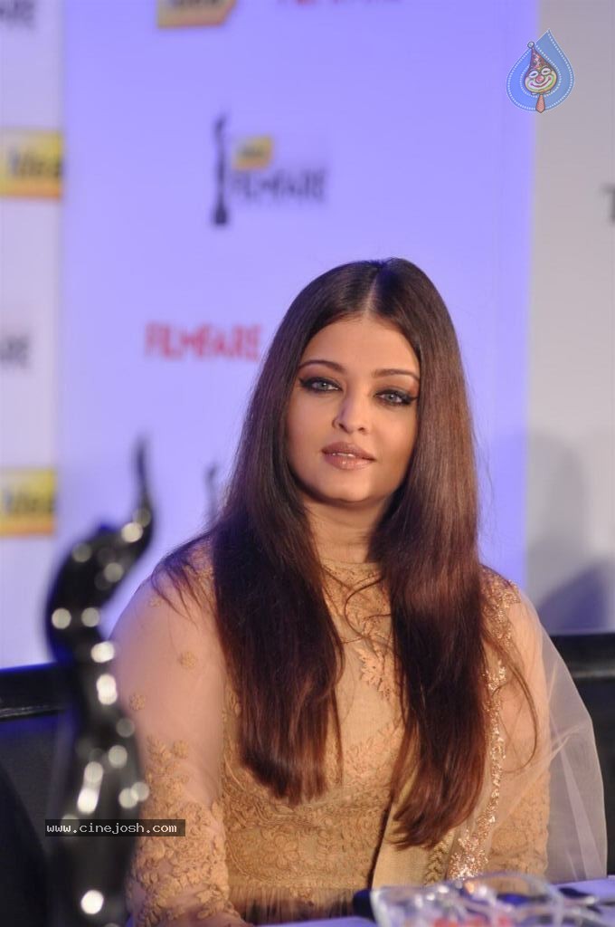 Aishwarya Rai at 58th Idea Filmfare Awards Press Meet - 51 / 75 photos