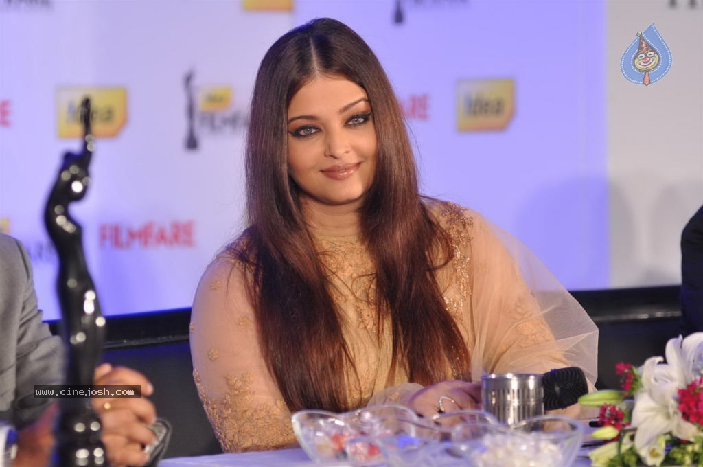 Aishwarya Rai at 58th Idea Filmfare Awards Press Meet - 74 / 75 photos
