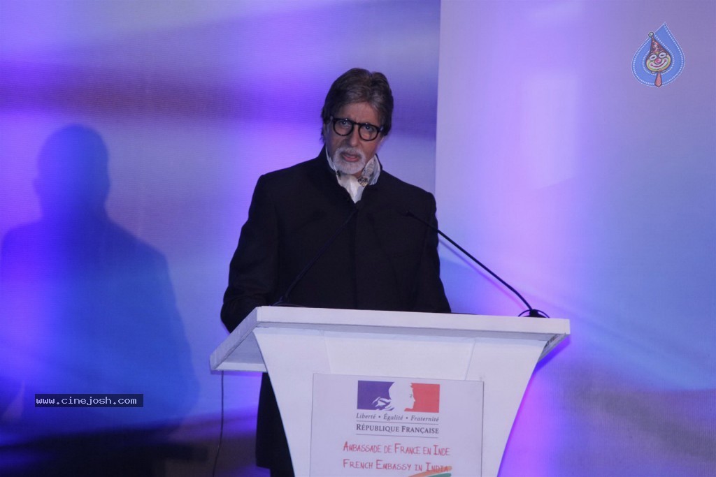 Aishwarya Rai at French Civilian Award Event - 5 / 53 photos