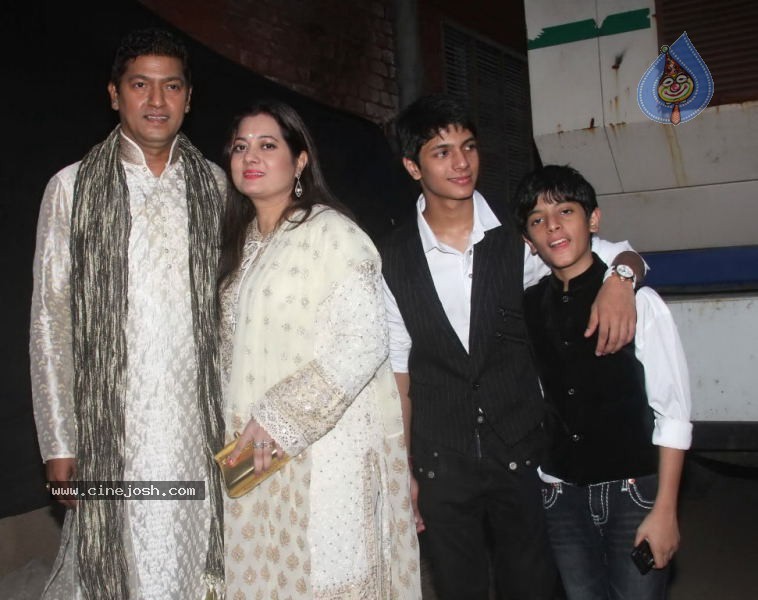 Aishwarya Rai at Shri Hanuman Chalisa Album Launch - 5 / 51 photos