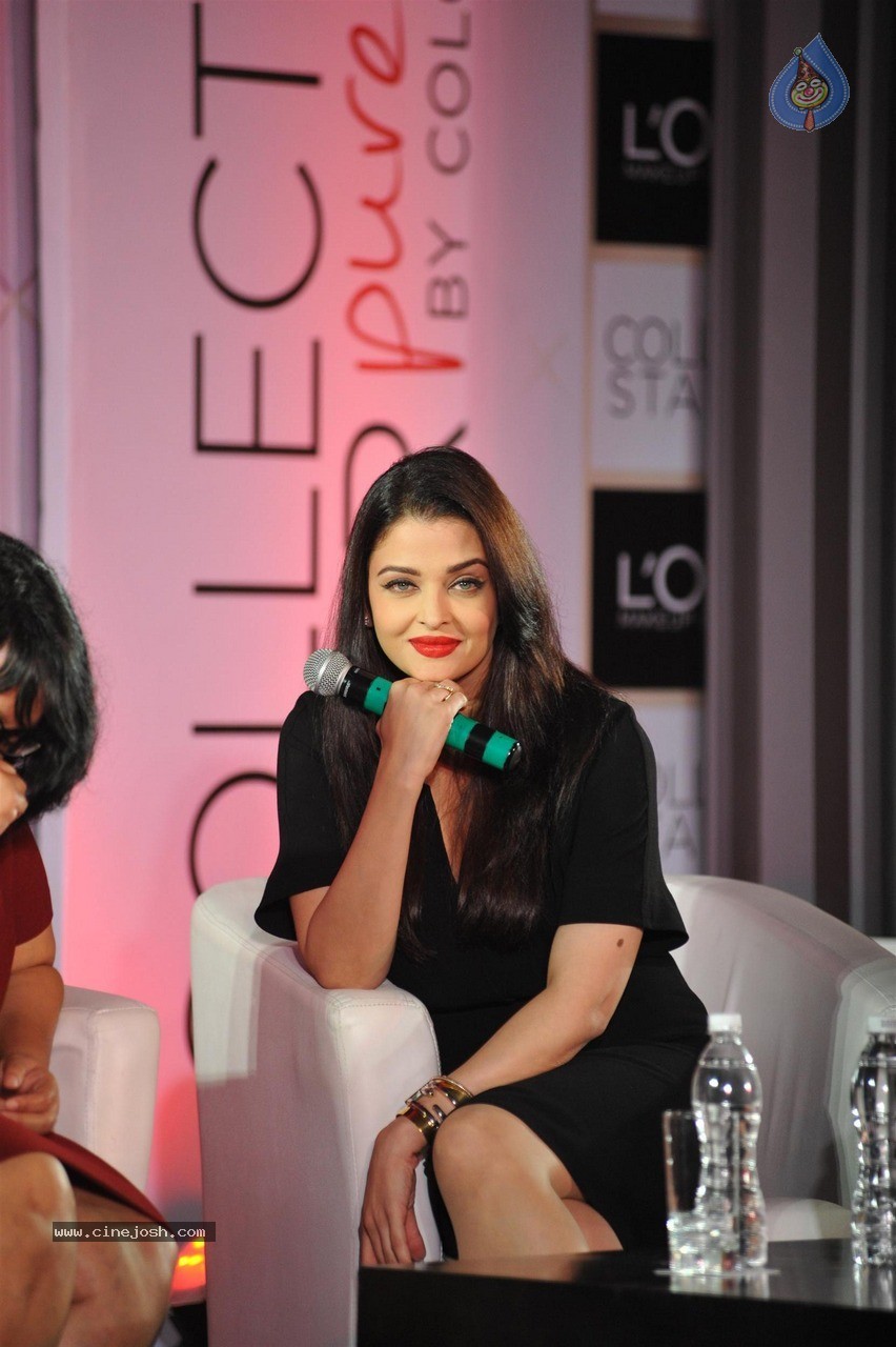 Aishwarya Rai Launches Loreal Moist Matte Lipstick - 26 / 60 photos
