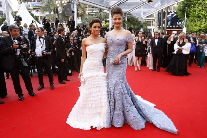 Aishwarya Rai Walks the Red Carpet at Cannes 2010 Event - 9 / 20 photos