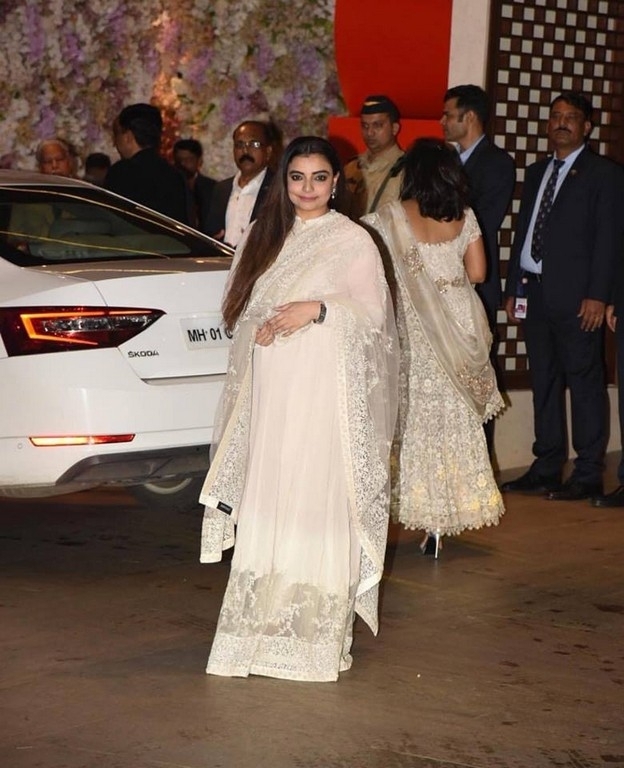 Akash Ambani And Shloka Mehta Engagement Party Photos - 16 / 41 photos