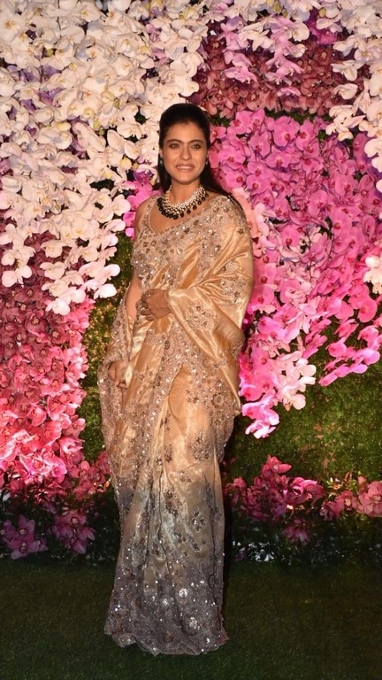 Akash Ambani And Shloka Mehta Reception Photos - 33 / 75 photos