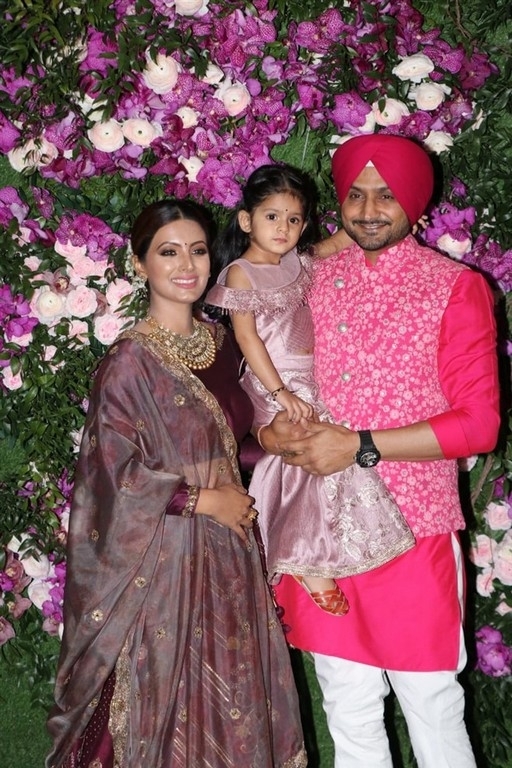 Akash Ambani and Shloka Mehta Wedding Reception - 37 / 43 photos