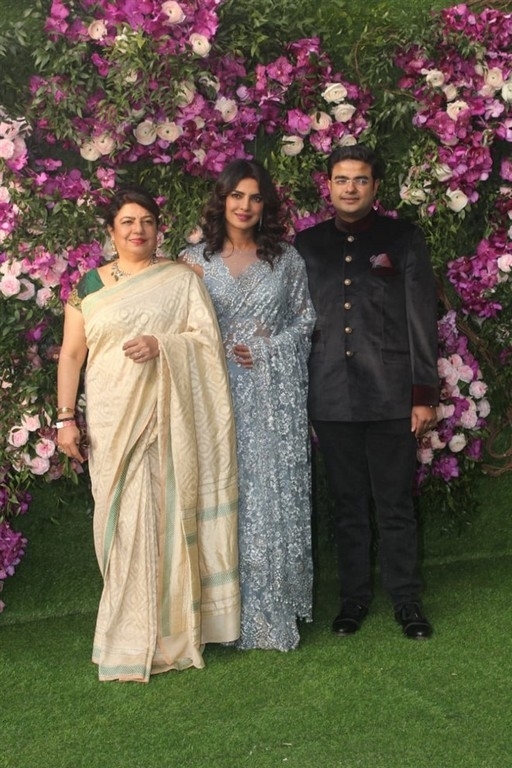 Akash Ambani and Shloka Mehta Wedding Reception Photos - 5 / 40 photos