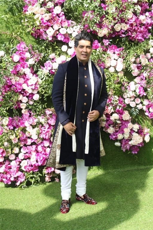 Akash Ambani and Shloka Mehta Wedding Reception Photos - 16 / 40 photos