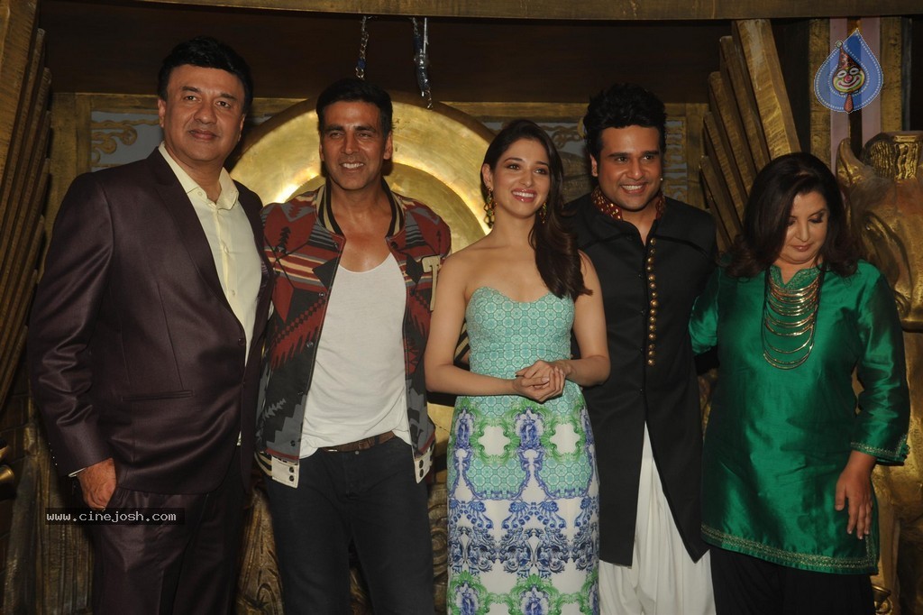 Akshay n Tamanna Promotes Film Entertainment - 27 / 39 photos