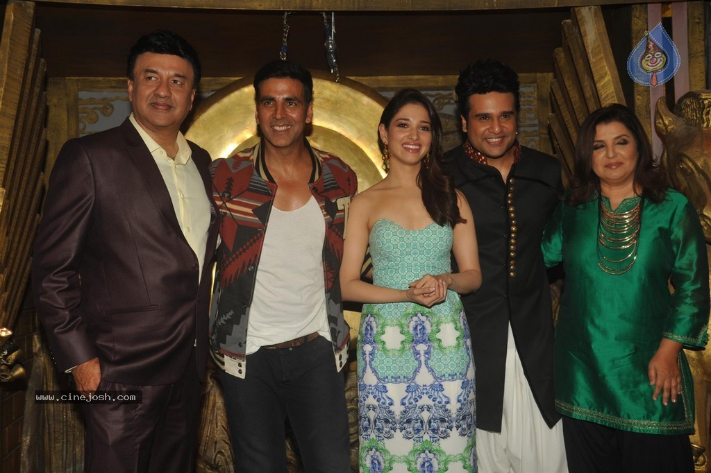 Akshay n Tamanna Promotes Film Entertainment - 38 / 39 photos